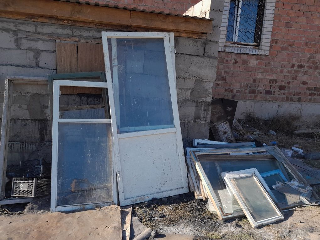 Окно со стеклами