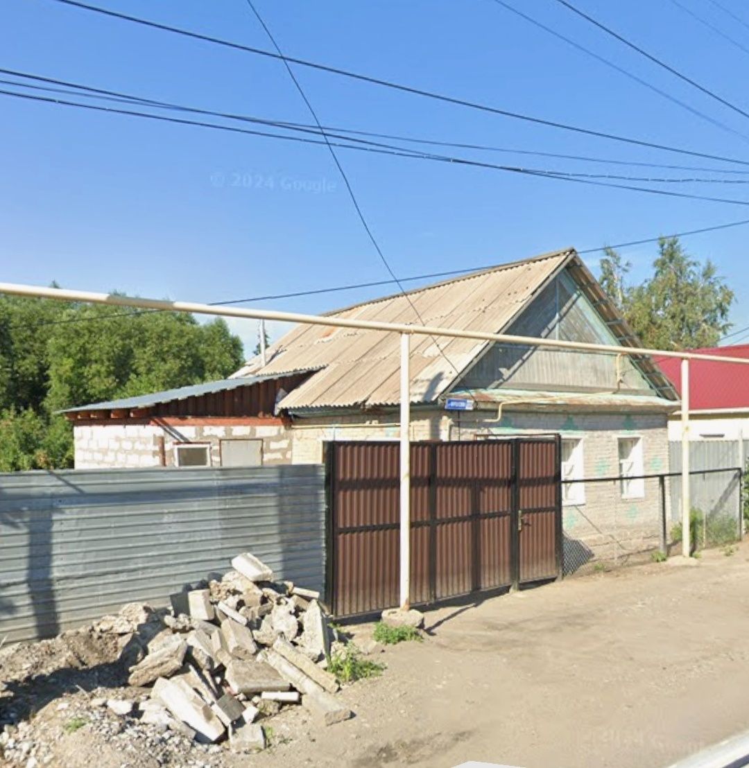 Продам дом с большим участком