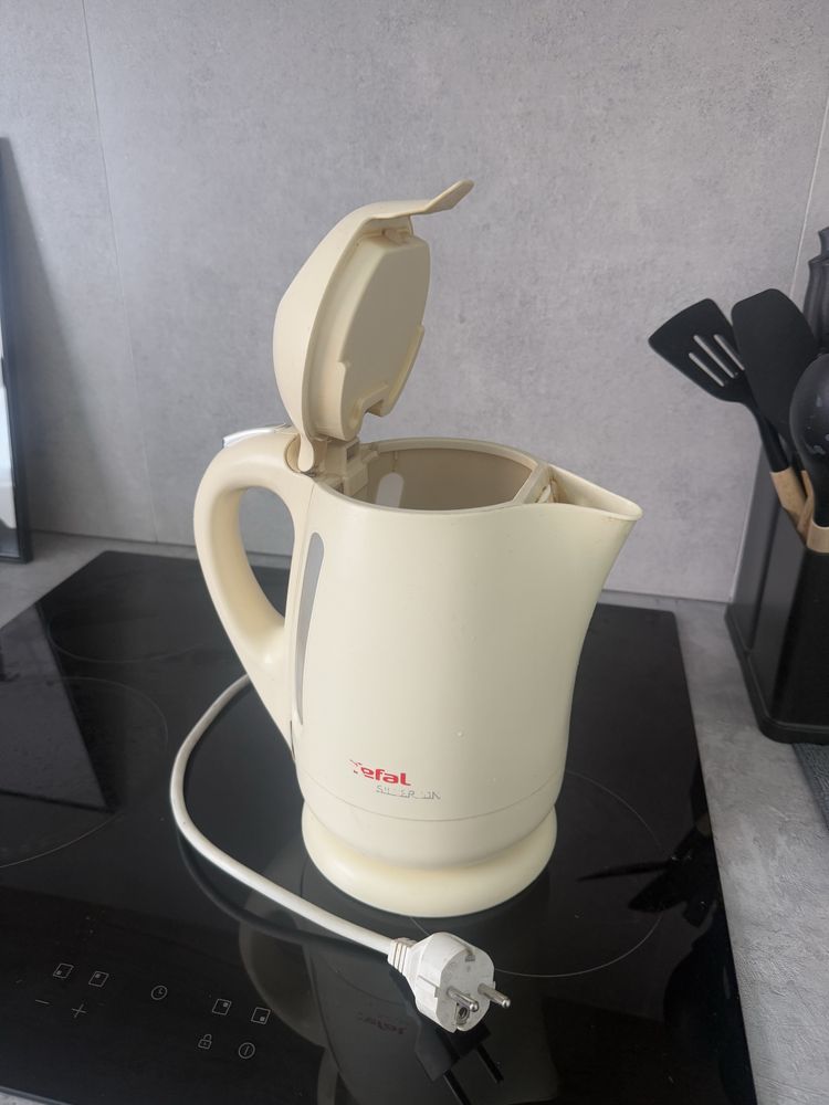 Чайник Tefal электрический