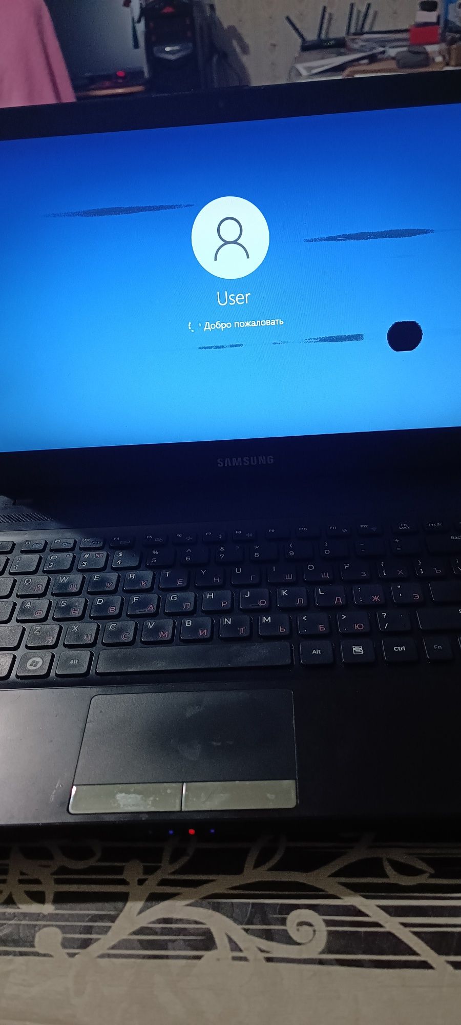 Ноутбук Samsung NP300V4A