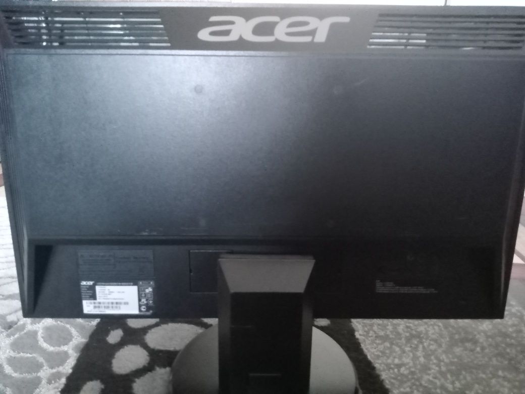 Монитор acer бу в хорошем состоянии