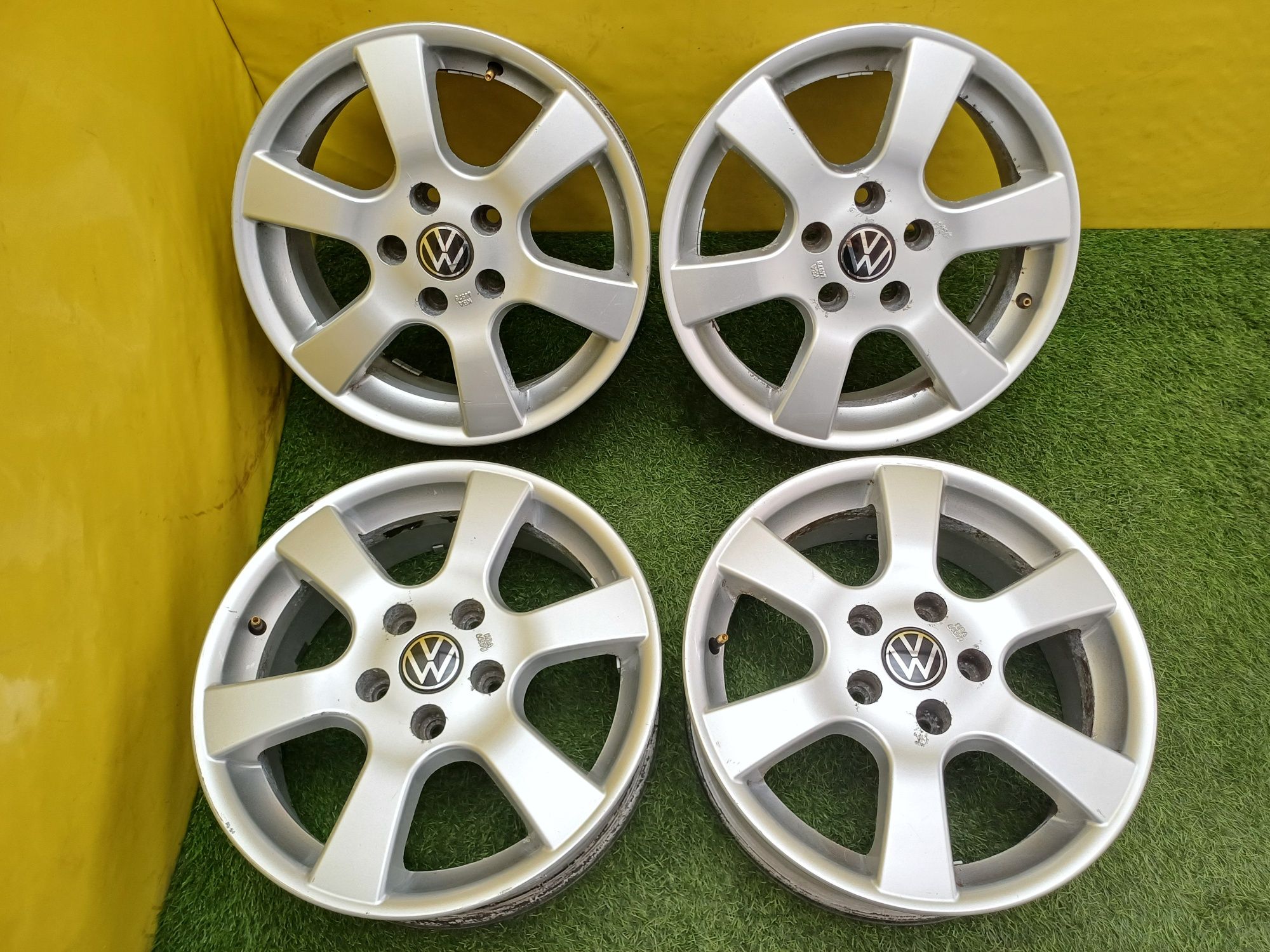 Диски R16 5×112 на Volkswagen и другие.