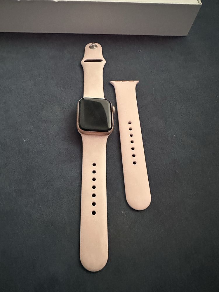 Apple Watch series 5 40 mm, Gold Alu Pink