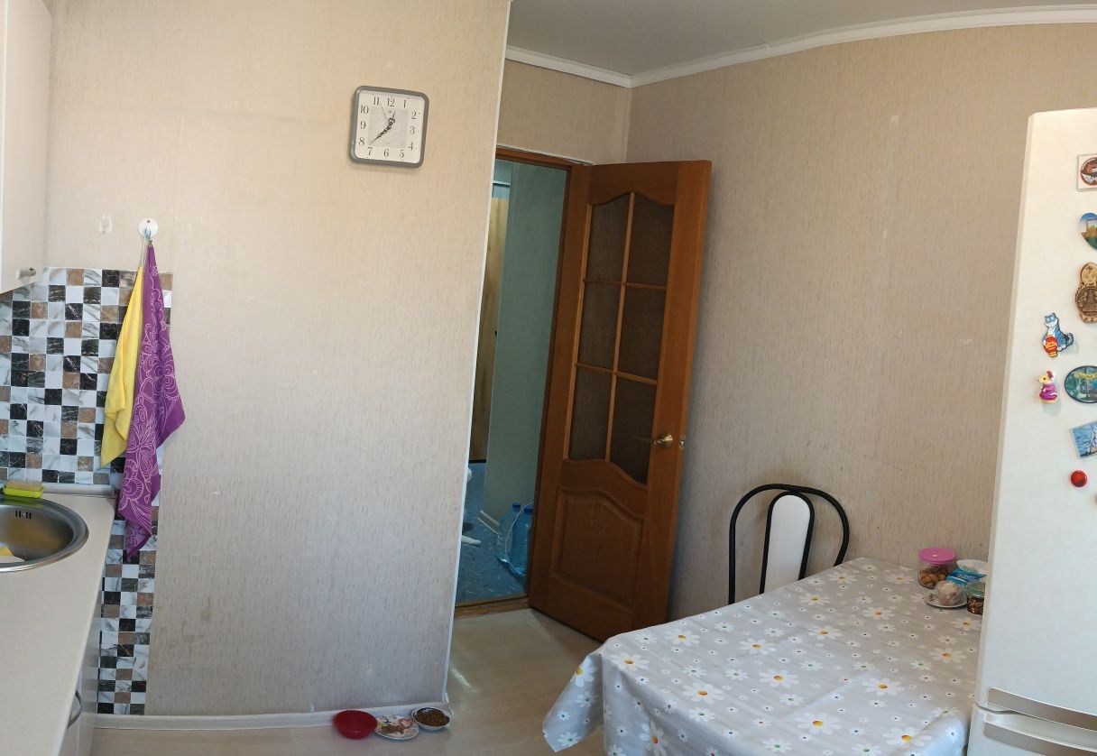 Продам 3-х комнатную квартиру. Район молодежный