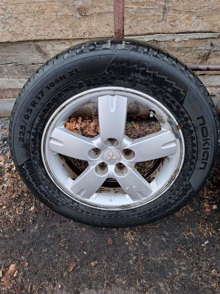 Продам оригинальные диски R17