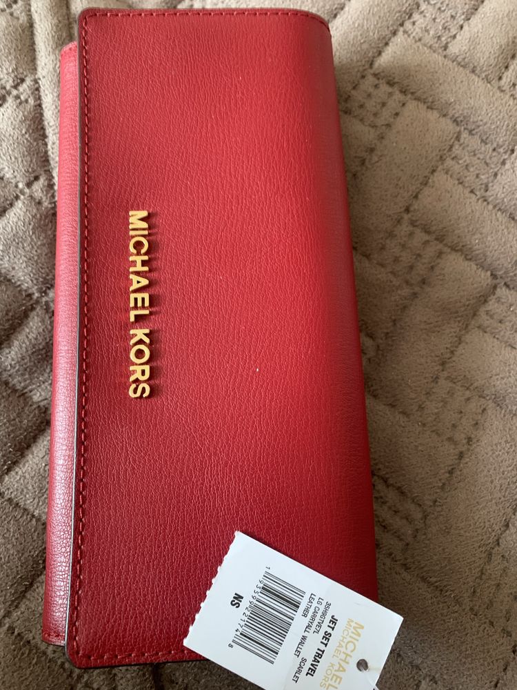 Продам кошелек фирменный