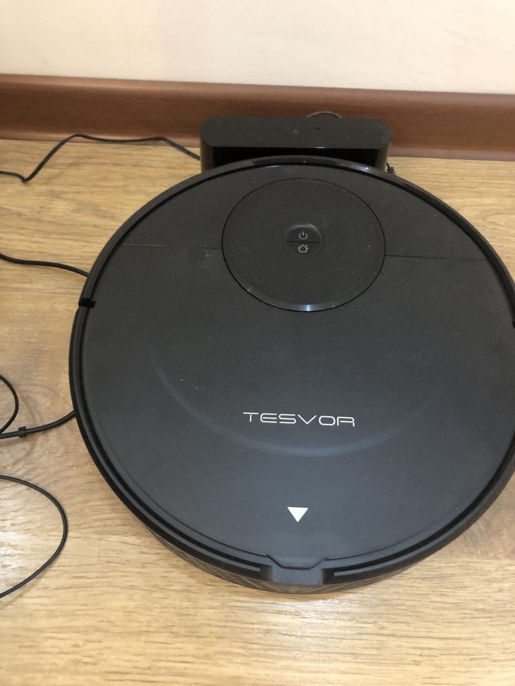 Робот пылесос Tesvor A1