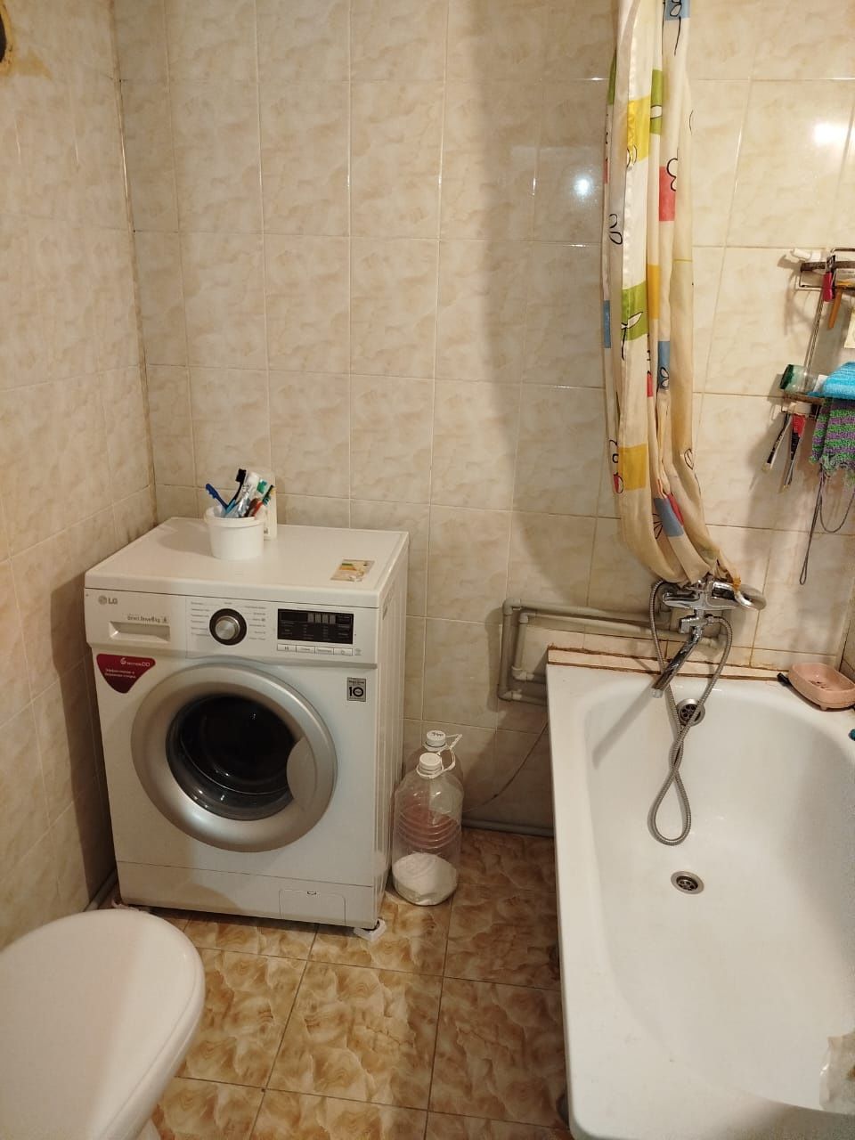 Продается дом. Зимой очень тепло