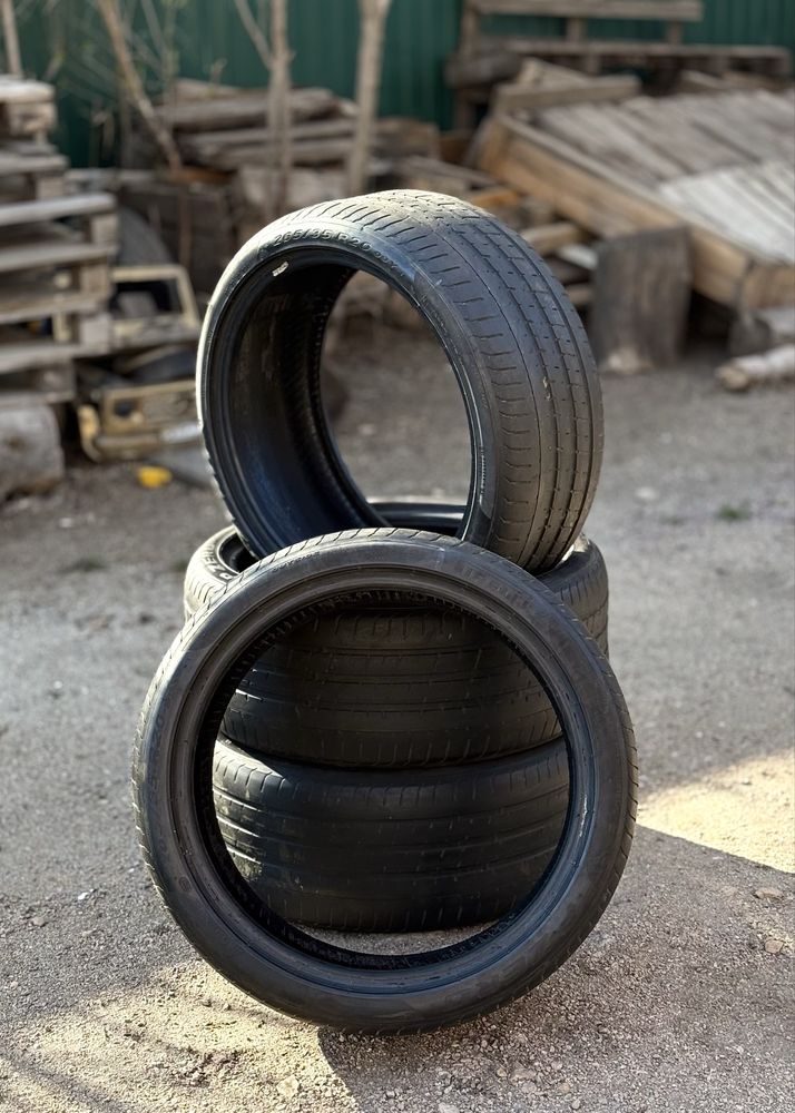 Комплект шин R20 Pirelli P Zero 265/35/20 летняя резина