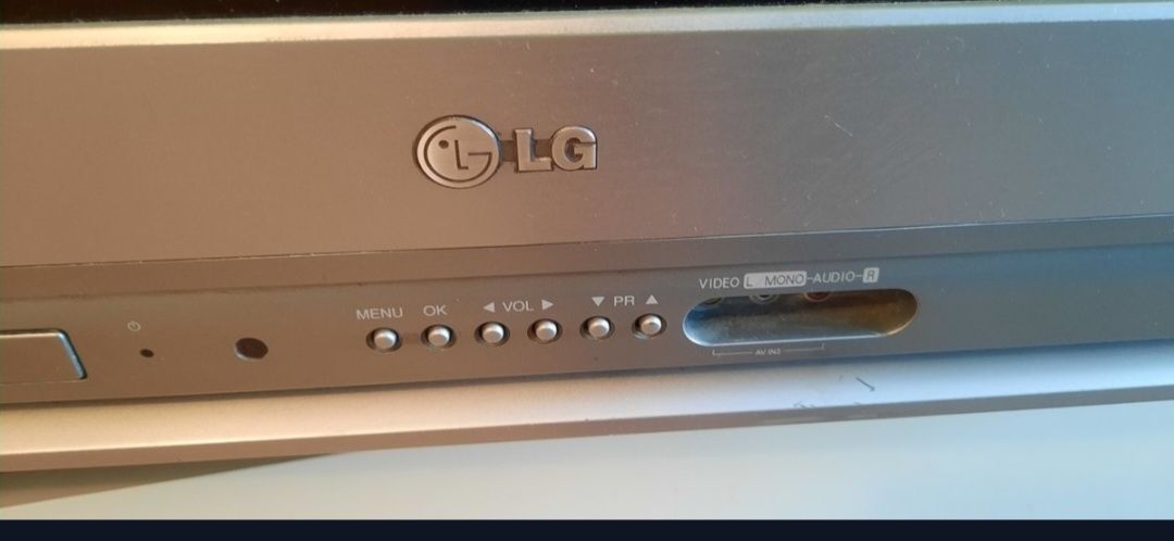Телевизор LG бу в отличном состоянии
