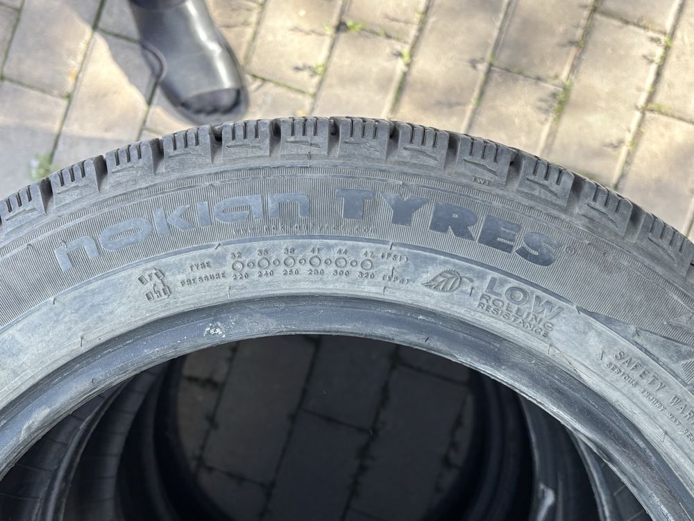 Продаётся комплект шын 185/55R15