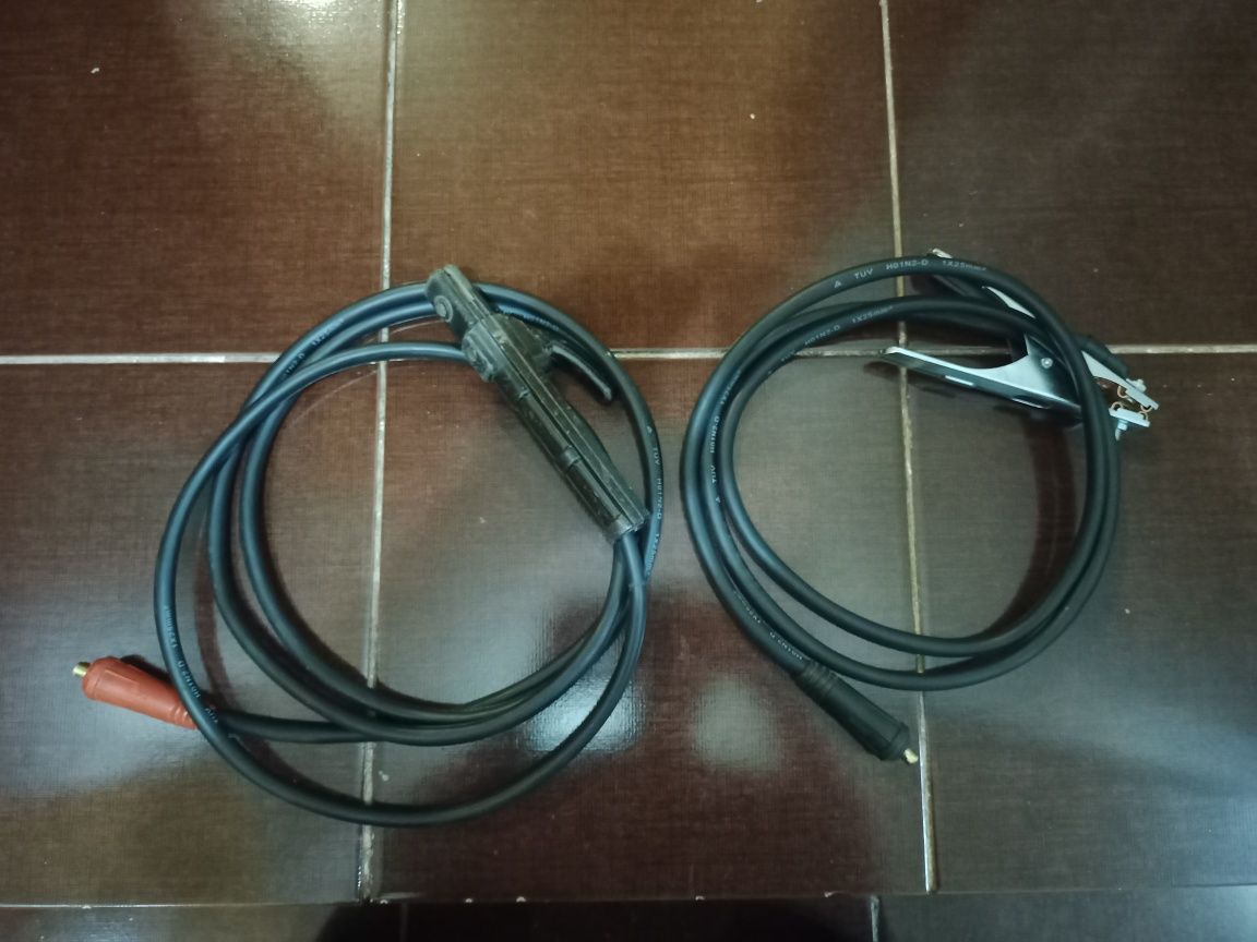 Сварочный инвертор Total Tools DWH-220H mini (MMA)