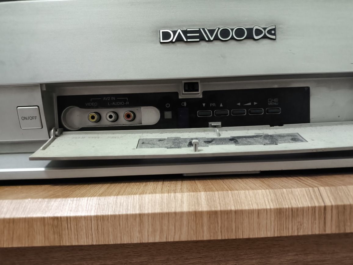 Телевизор Daewoo SUMMUS
