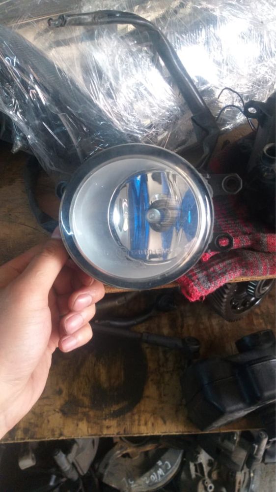 Передние туманики на Toyota Camry 40/45