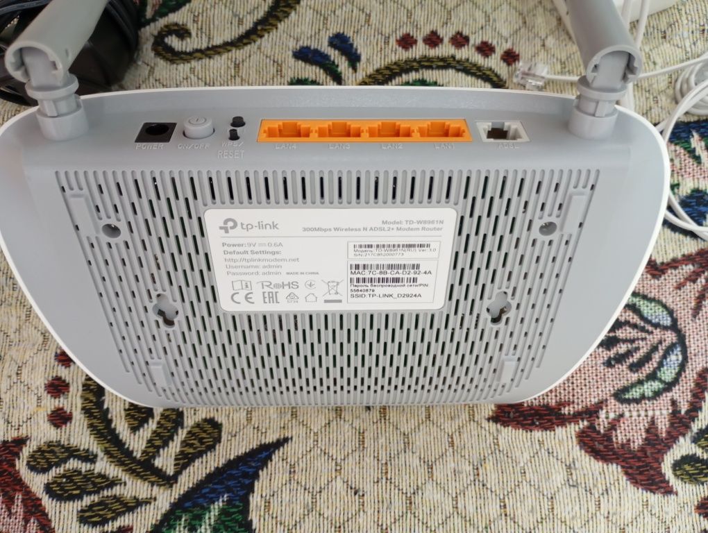 Роутер Tplink  .