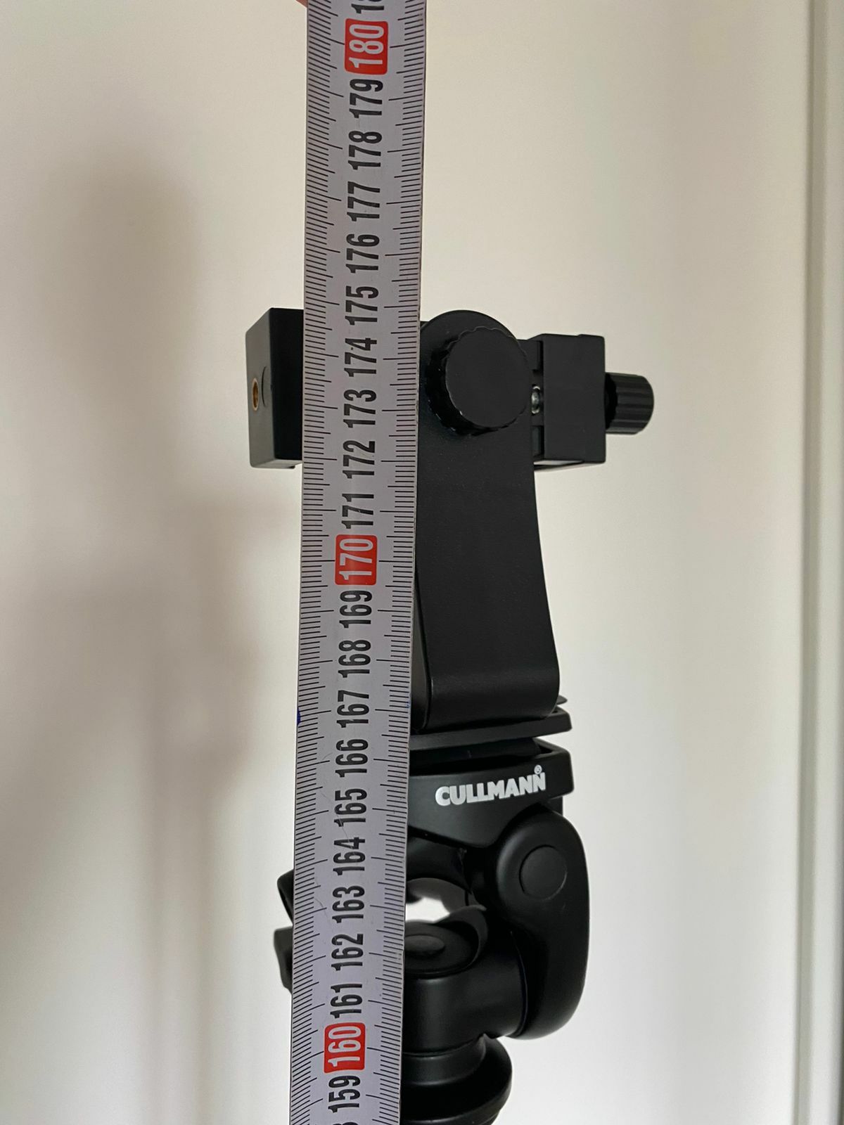 Мощный штатив для фотоаппарата Cullmann Nanomax 260M