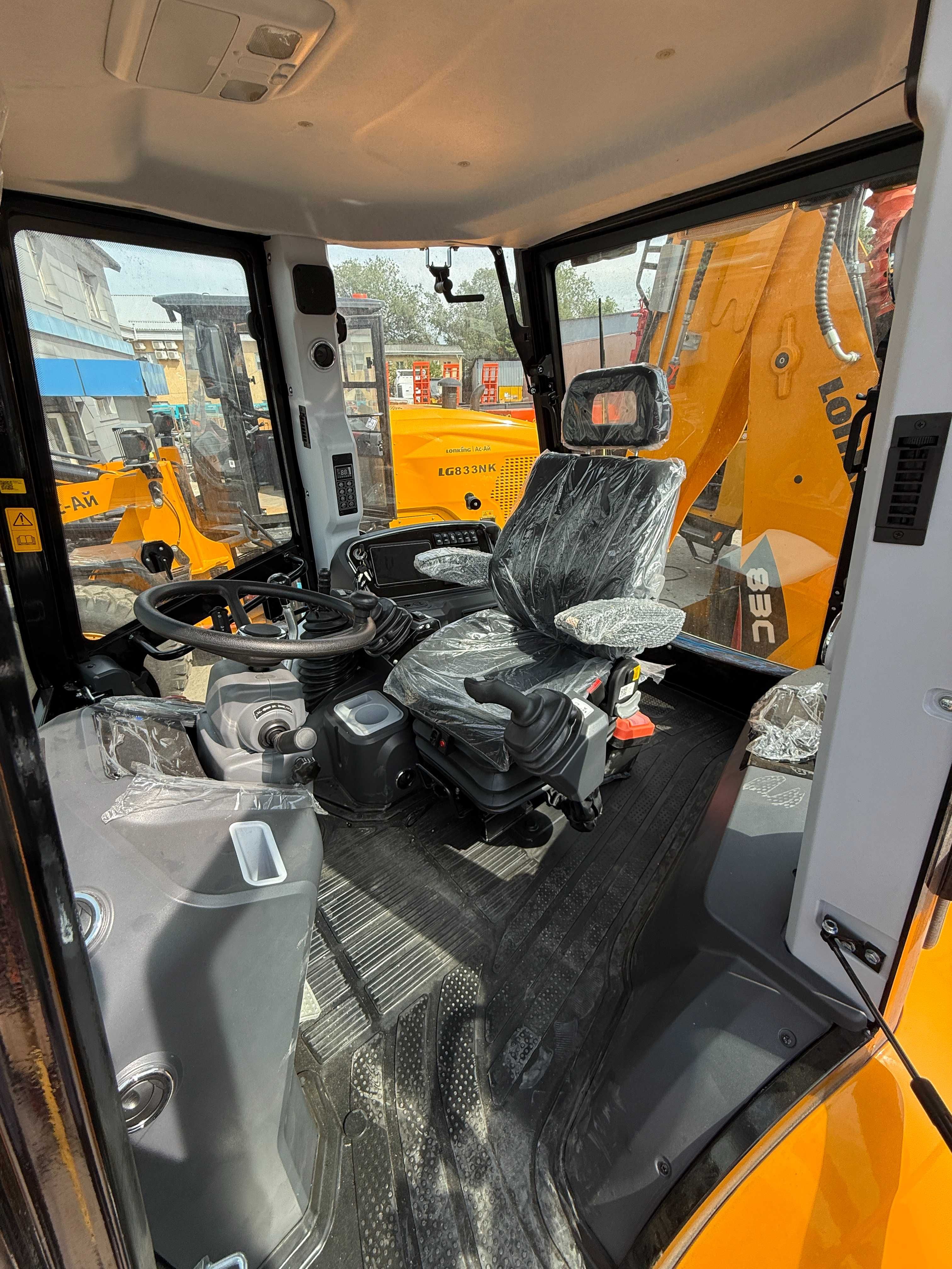 Экскаватор-погрузчик 3 в 1 Lonking 83C 2025 г. 1,2 м³