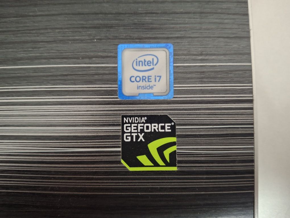 Ноутбук HP PAVILION core i7