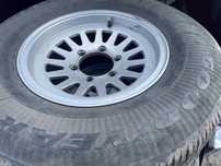 Продам!!! Летние шины 235/75 R15
