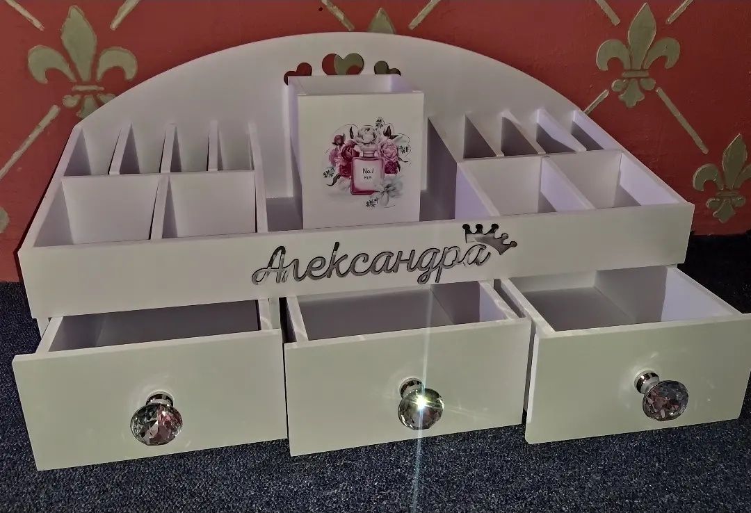 Подарок! Именные комодики для косметики! Подарок на новый год!