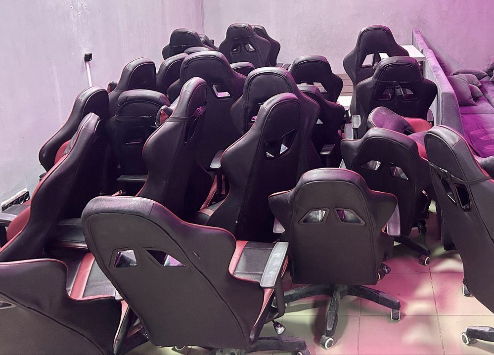 Продается Игровая кресло
