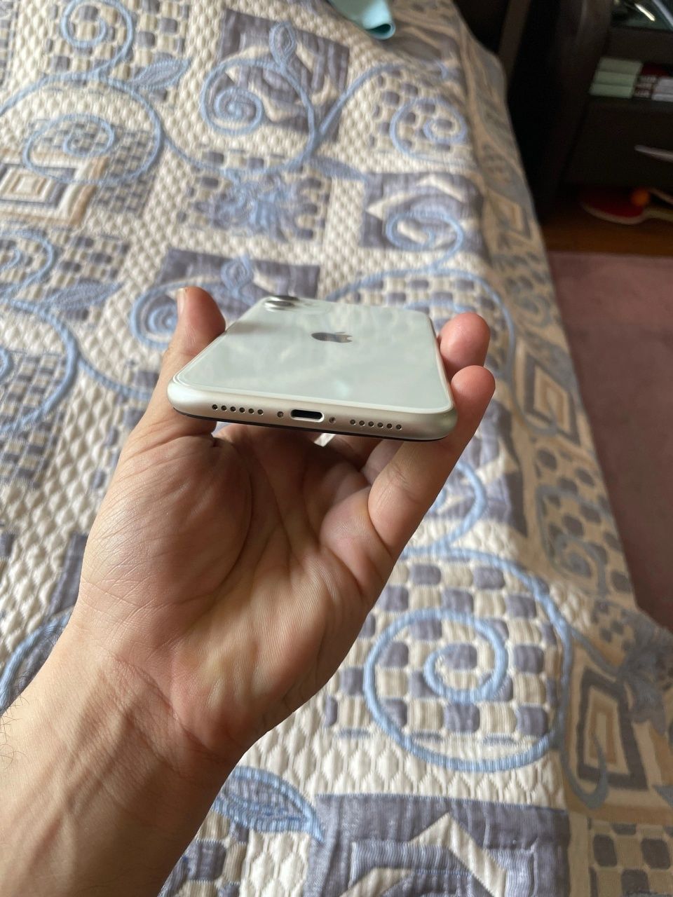 Айфон 11 128гб iphone