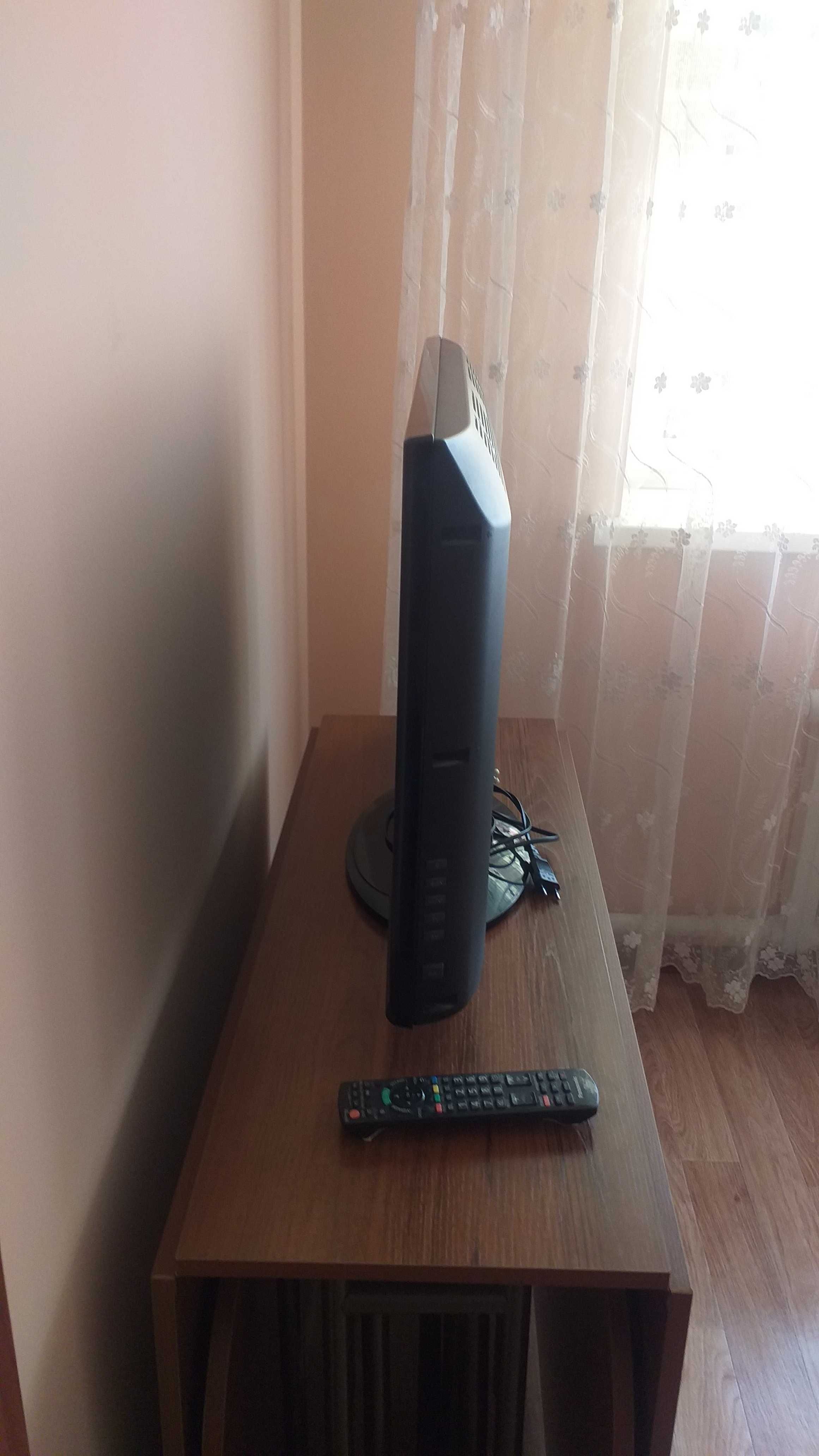 Телевизор PANASONIC VIERA TX-LR32X10 - 32" (80 см)