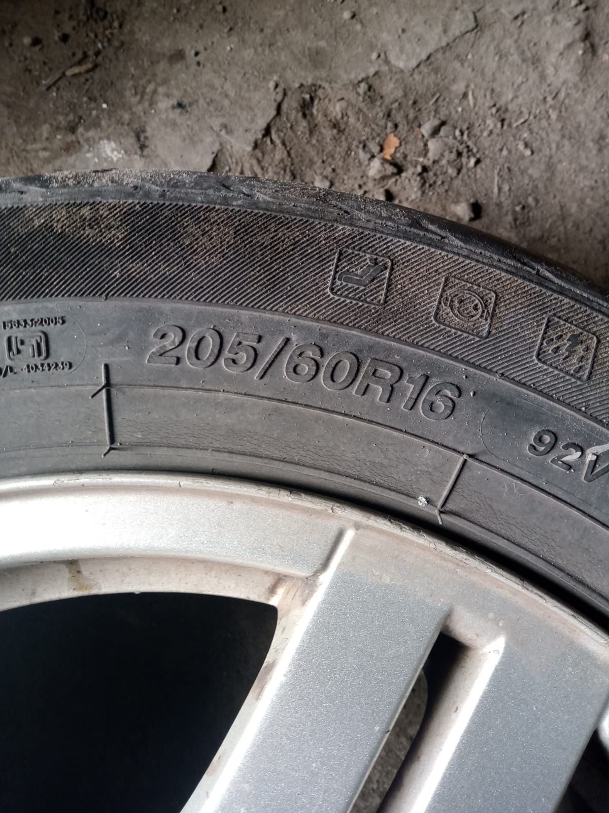 Шины 35000т 205/60R16