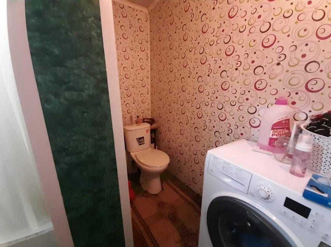 Продам дом с центральным отоплением рядом с парком
