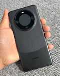 Huawei mate 60 pro 12/512 в хорошем состоянии