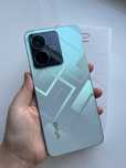 Продам vivo y22 64 GB с документами, коробкой и чехлами