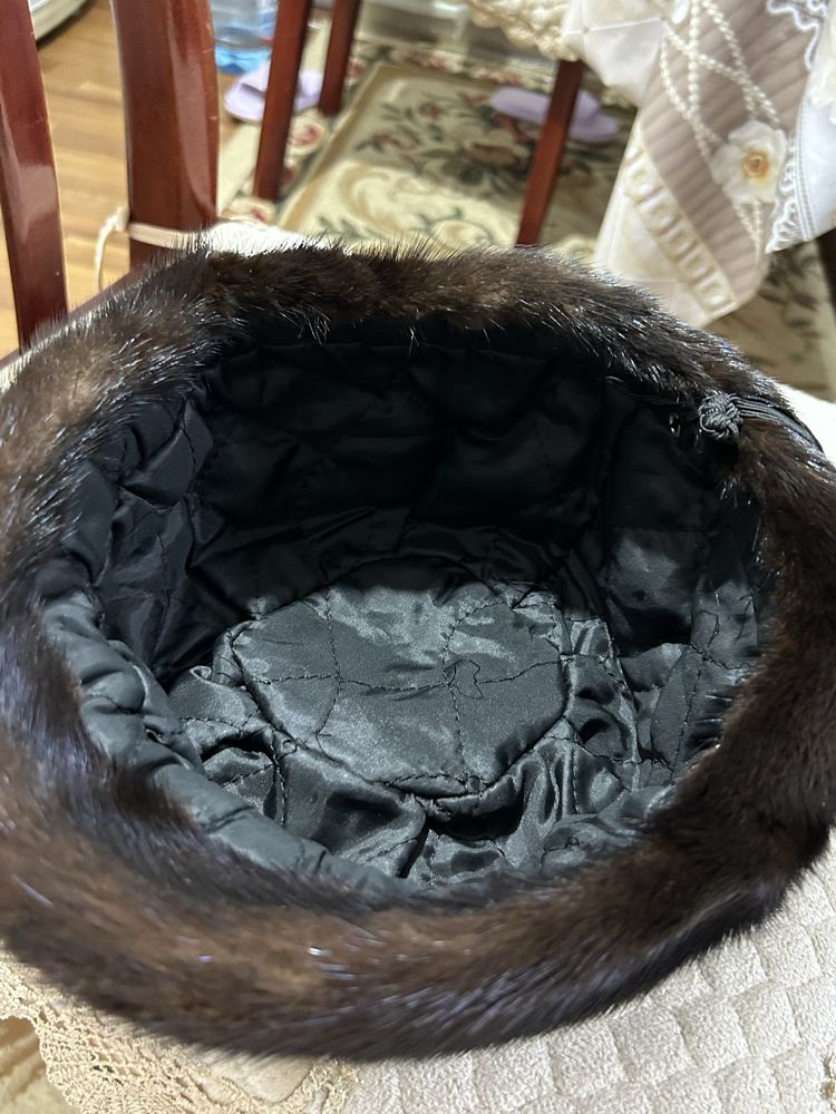 Продам норковую шапку за 10000тг