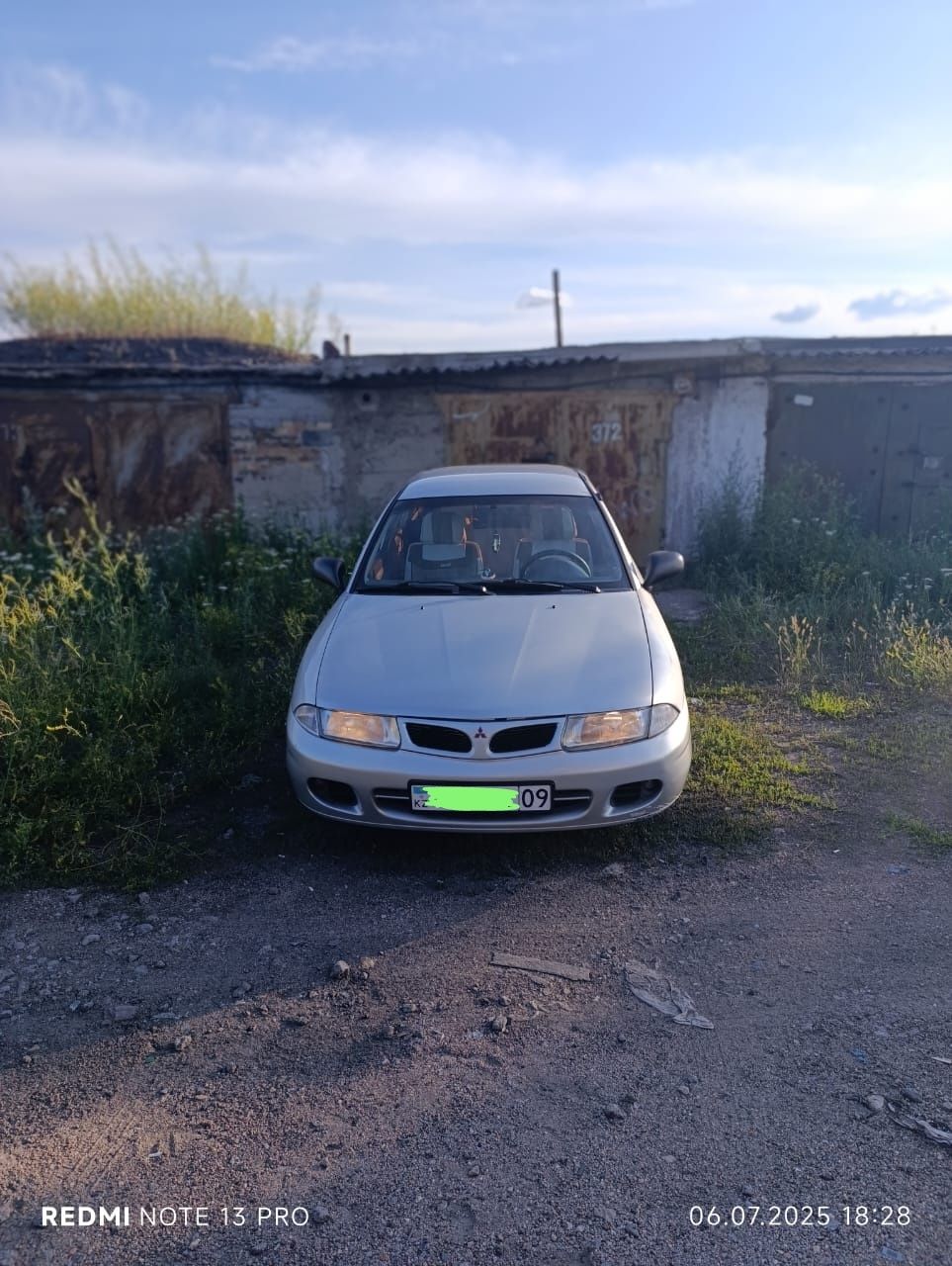 Продаю Mitsubishi Charisma