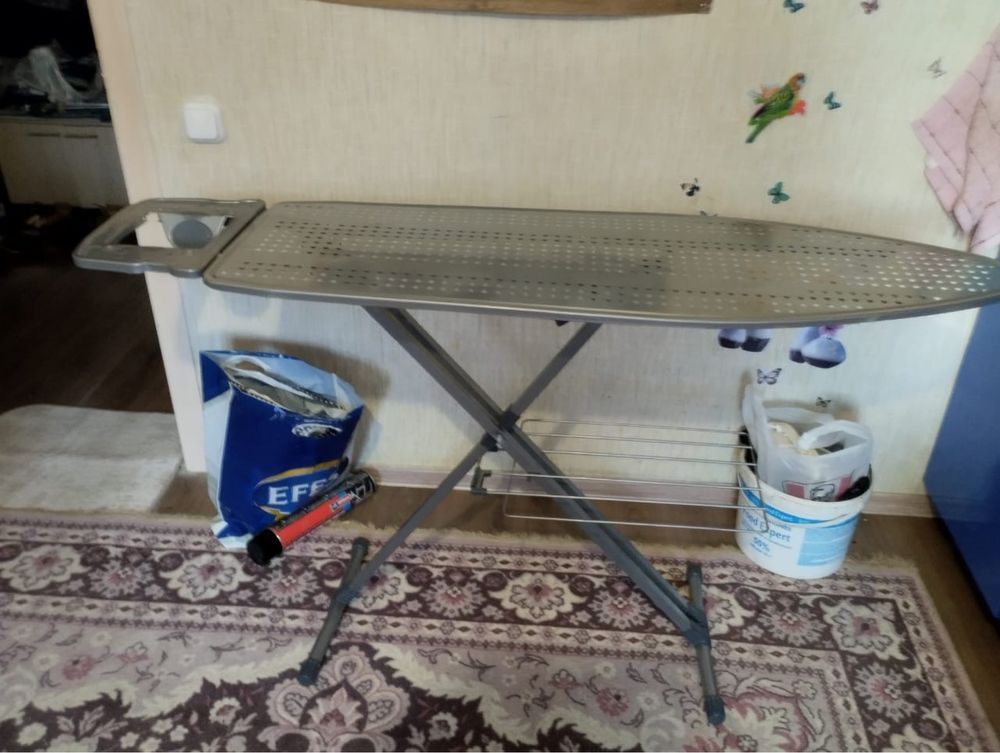 Продам гладильную доску б/у