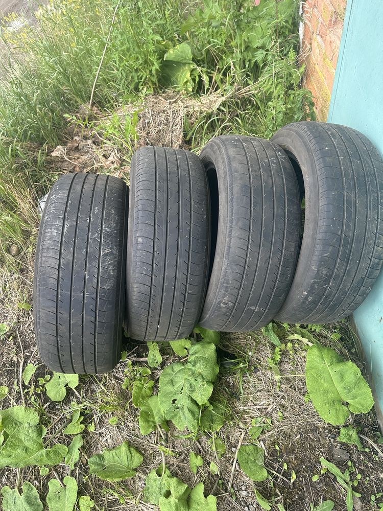 Продам шины 4 шт