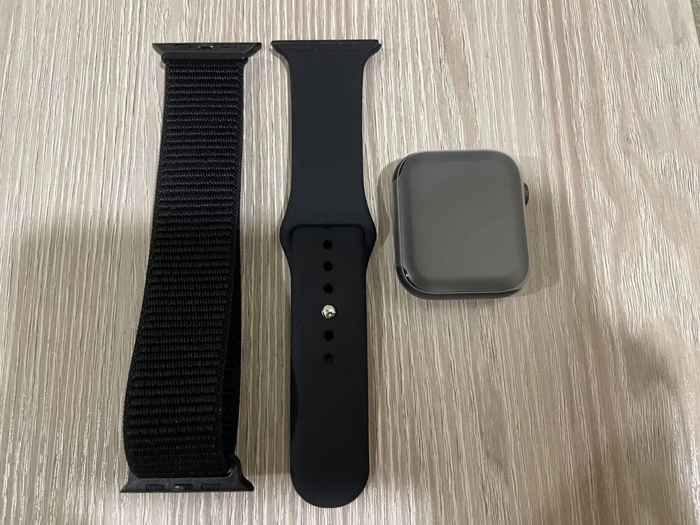 Продаю смарт часы Apple Watch 7 Series