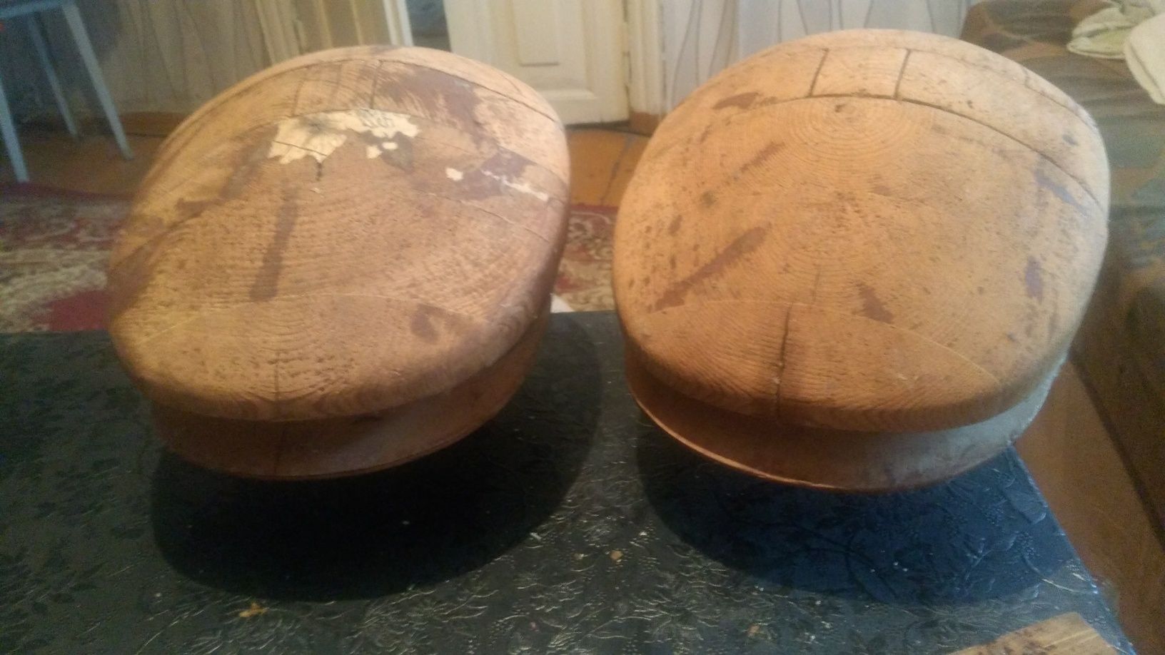 Колодки для драповых,кожаных,меховых фуражек.