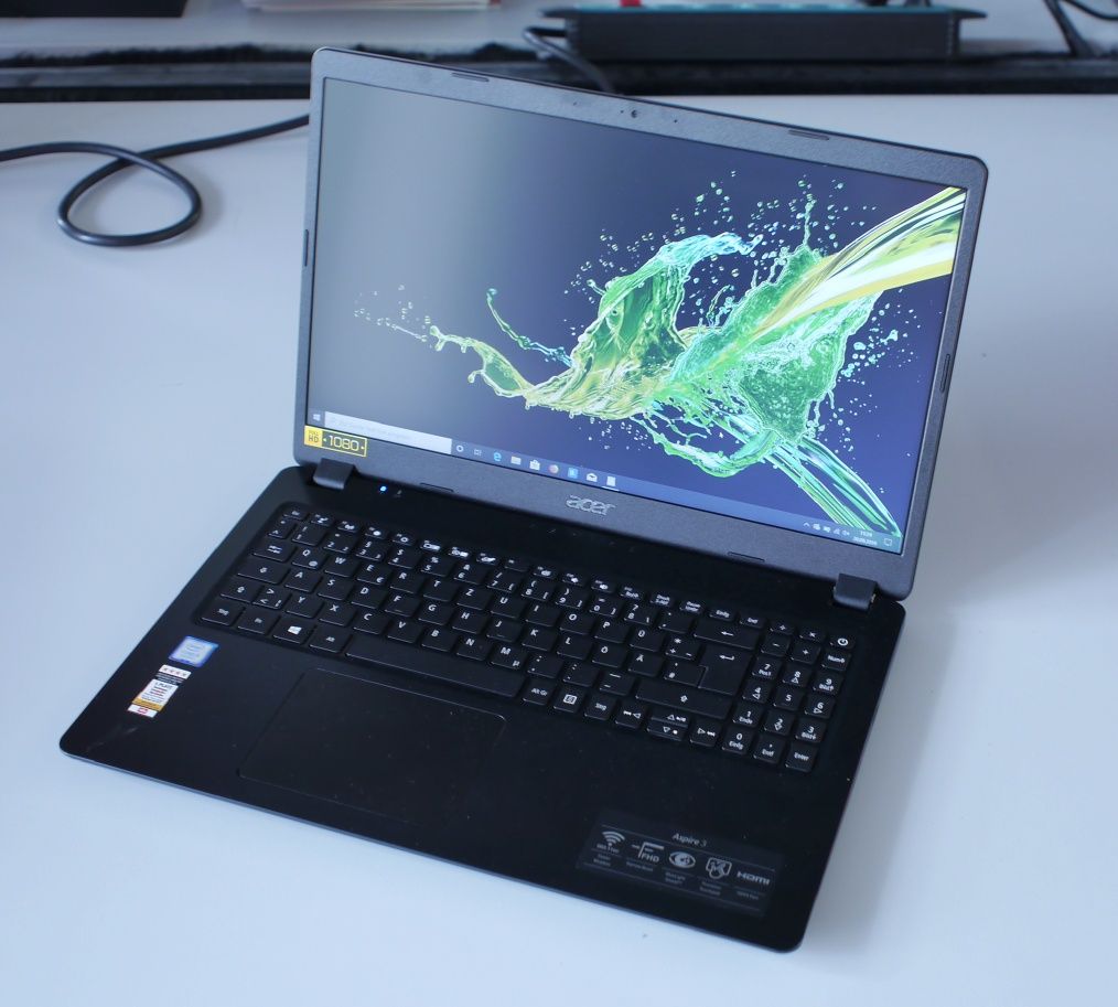 Ноутбук Acer в хорошем состоянии