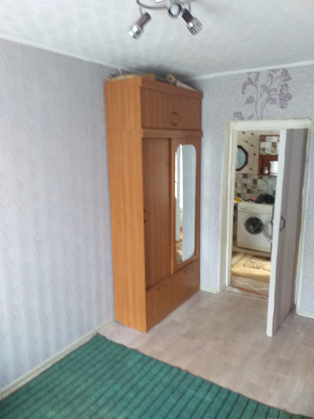 Продам комнату в общежитиив р /он дом быто северный