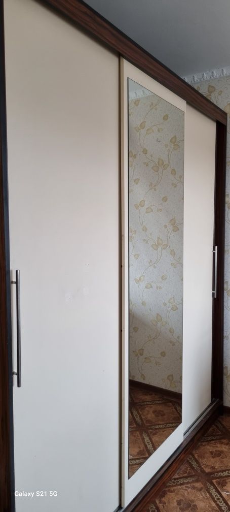Продам шкаф купе