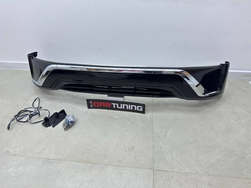 Губа переднего бампера Toyota Land Cruiser 200