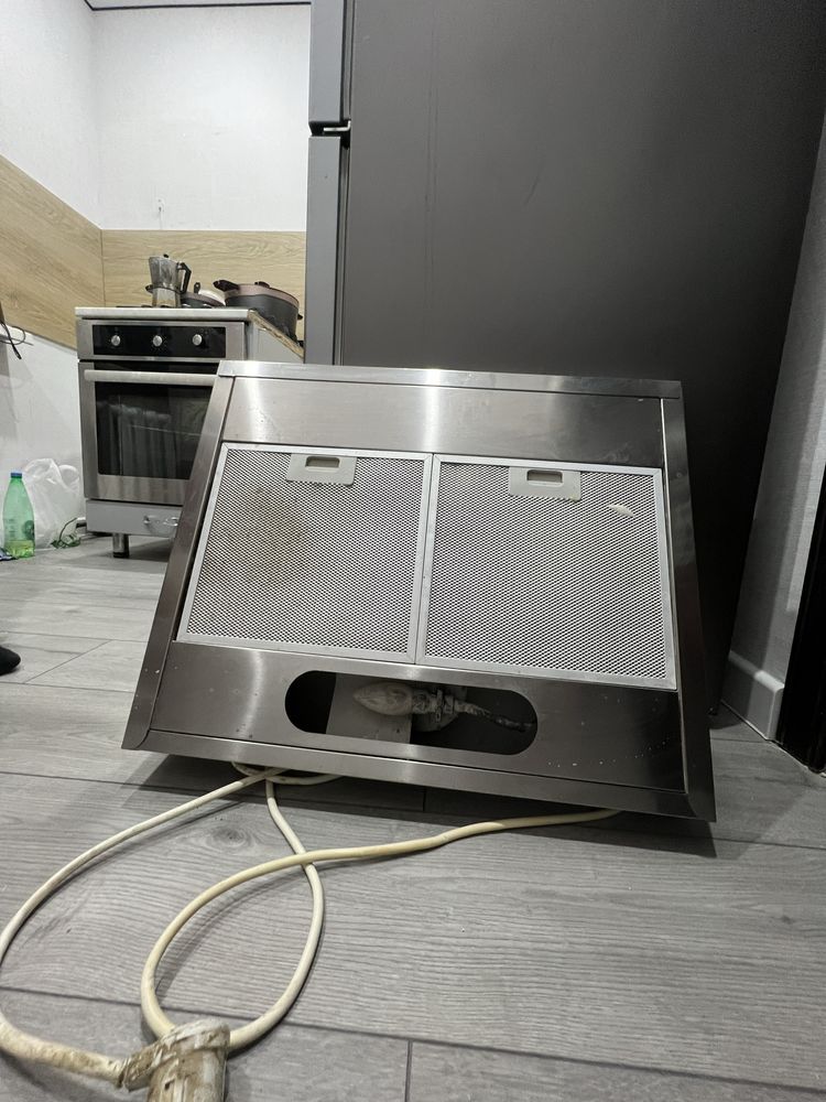 Продам вытяжку Gorenje в хорошем состоянии