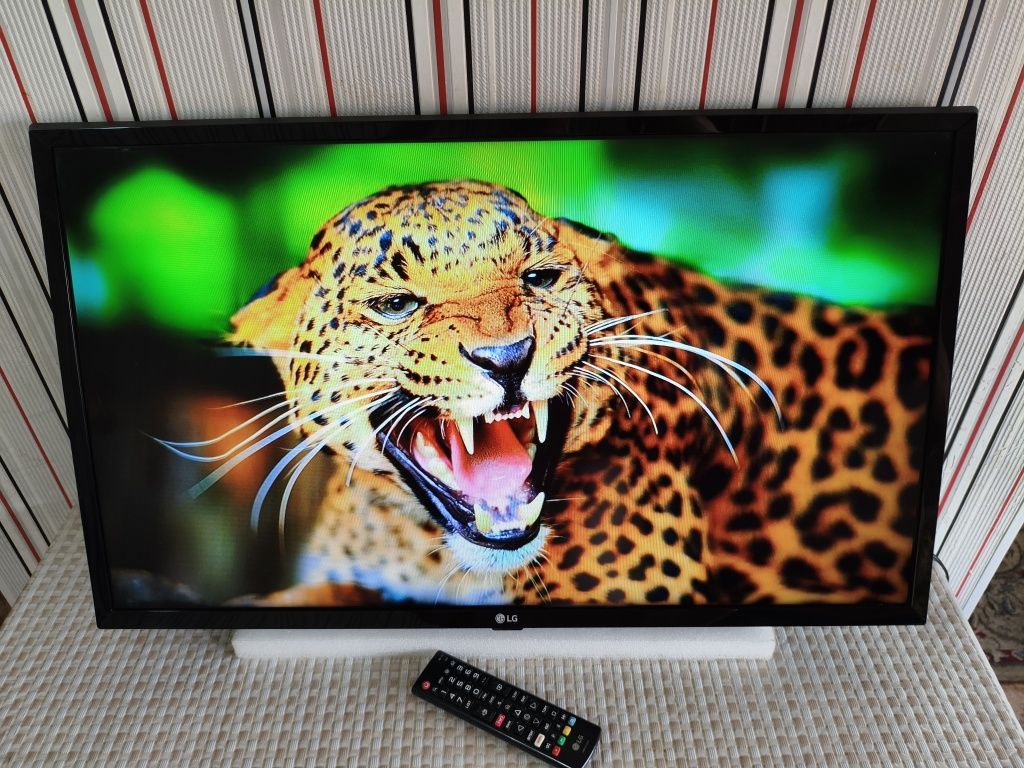 LG 2021 г. Смарт  "32" в идеале. 82 см.