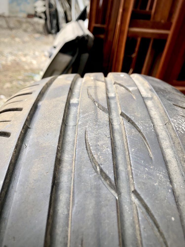 Шины 215/65R15летние Yokohama