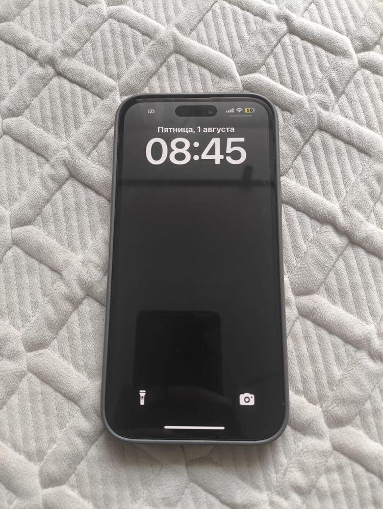 Iphone 15 plus 128 черный на гарантии