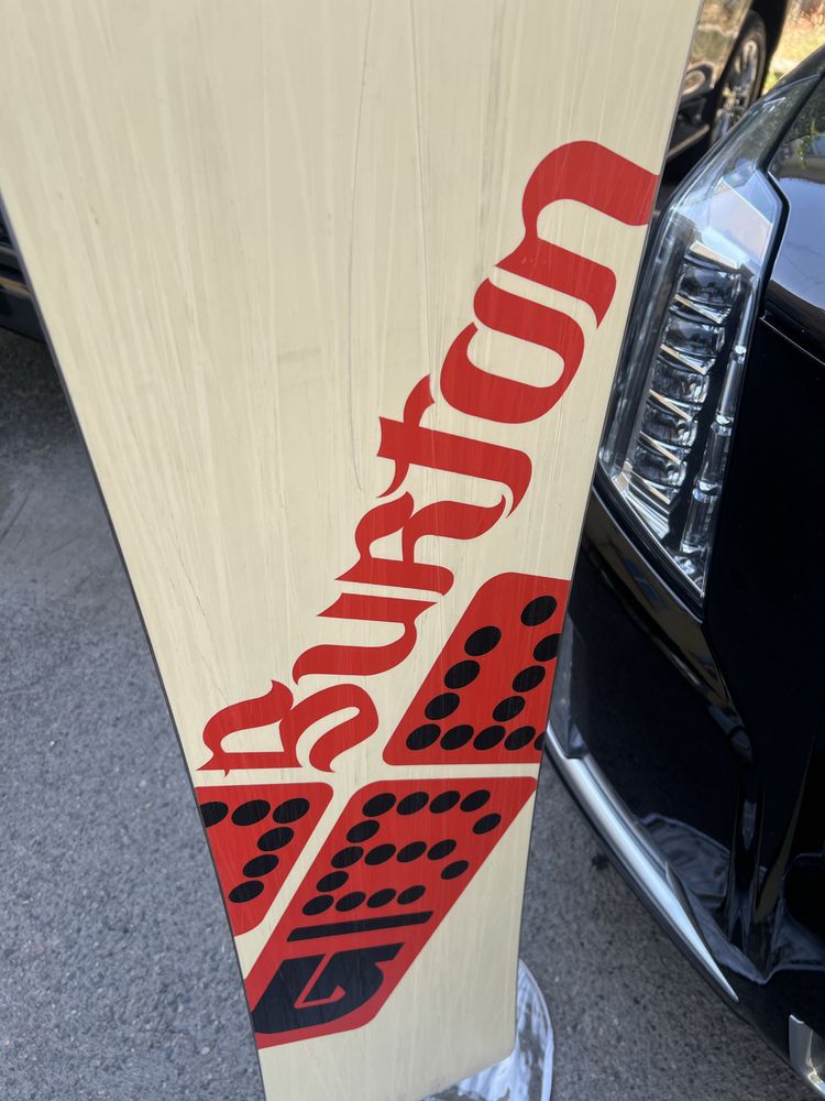 Продам сноуборд Burton