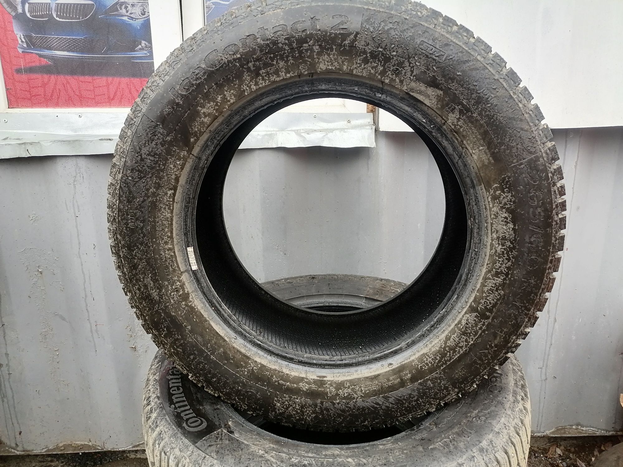 Продам комплект шин Continental Ice Contact 2 SUV 265/60 R18
