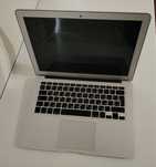 Macbook Air 13 2017г. в отличном состоянии