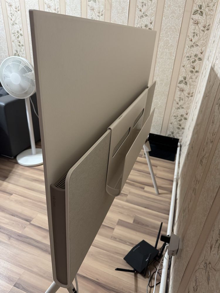 Телевизор LG Oled