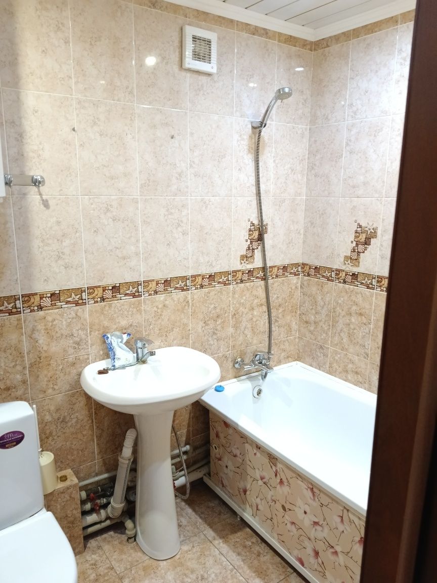 Продам 3 х комн квар . 5-29, 3 этаж.